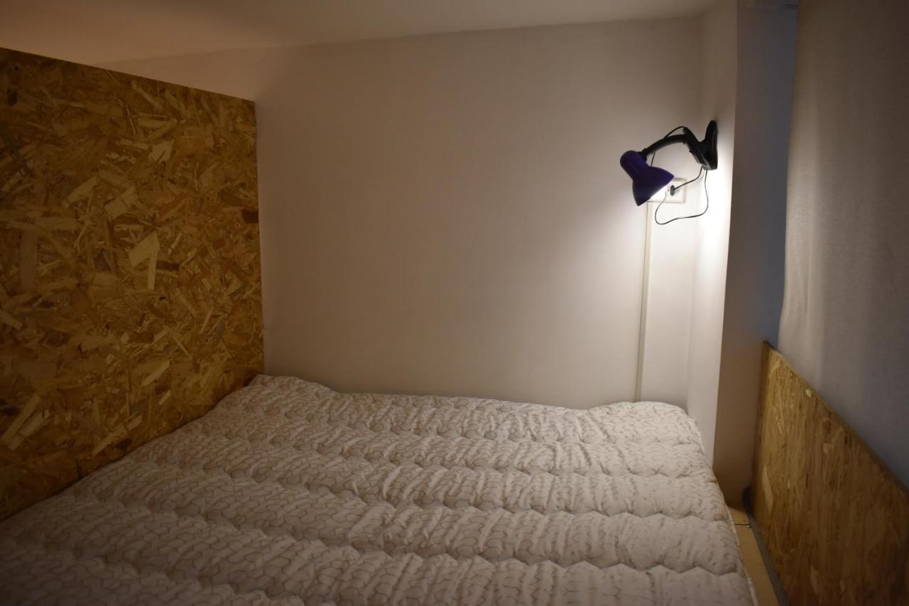 Sleep Studio Hostel Erevan Esterno foto