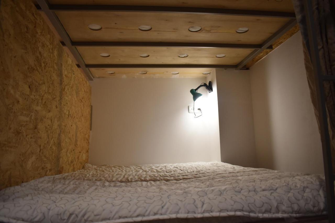 Sleep Studio Hostel Erevan Esterno foto