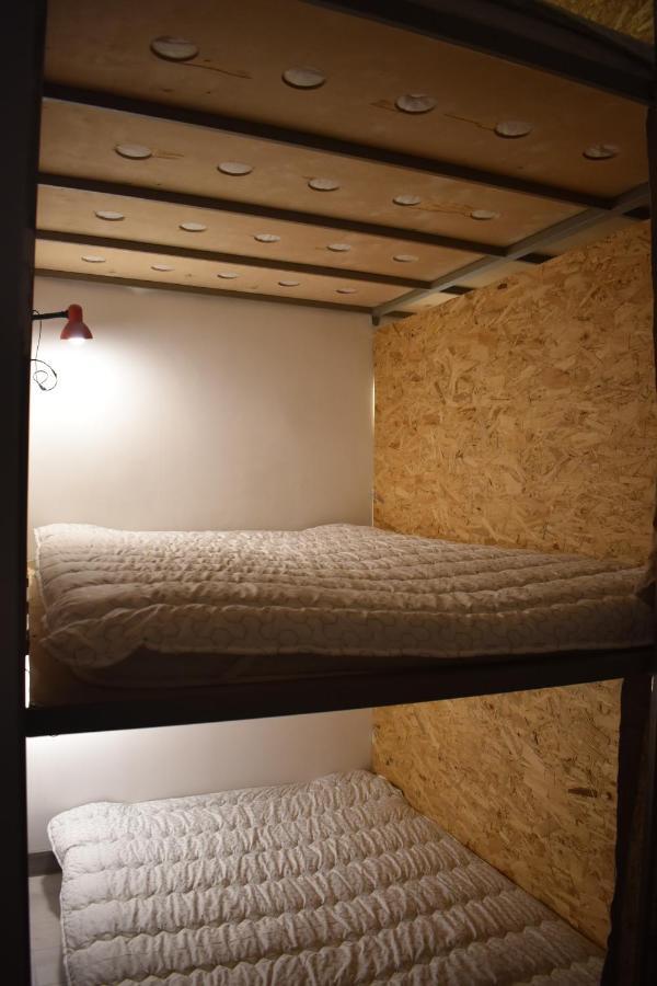 Sleep Studio Hostel Erevan Esterno foto