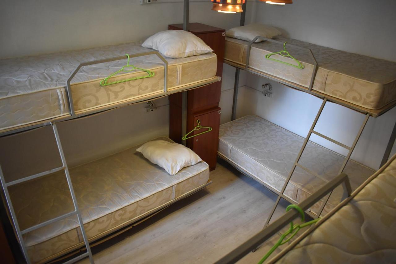 Sleep Studio Hostel Erevan Esterno foto